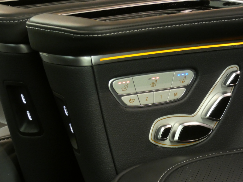 メルセデスベンツ Vクラス V220d ｴｸｽｸﾙｰｼﾌﾞ ﾛﾝｸﾞ ﾌﾟﾗﾁﾅｽｲｰﾄ ﾚｰﾀﾞｰｾｰﾌﾃｨPKG　後期 1ｵｰﾅｰ 受注生産 現行2,000ccE/G 全席ﾅｯﾊﾟﾚｻﾞｰ ｴｸｽｸﾙｰｼﾌﾞｼｰﾄ DINAMICAﾙｰﾌﾗｲﾅｰ ﾊﾟﾉﾗﾏSR MBUXﾅﾋﾞ Aｶｰﾌﾟﾚｲ 360ｶﾒﾗ AMGｴｱﾛ&19AW　新車保証継承可能