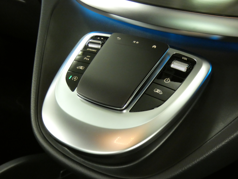 メルセデスベンツ Vクラス V220d ｴｸｽｸﾙｰｼﾌﾞ ﾛﾝｸﾞ ﾌﾟﾗﾁﾅｽｲｰﾄ ﾚｰﾀﾞｰｾｰﾌﾃｨPKG　後期 1ｵｰﾅｰ 受注生産 現行2,000ccE/G 全席ﾅｯﾊﾟﾚｻﾞｰ ｴｸｽｸﾙｰｼﾌﾞｼｰﾄ DINAMICAﾙｰﾌﾗｲﾅｰ ﾊﾟﾉﾗﾏSR MBUXﾅﾋﾞ Aｶｰﾌﾟﾚｲ 360ｶﾒﾗ AMGｴｱﾛ&19AW　新車保証継承可能