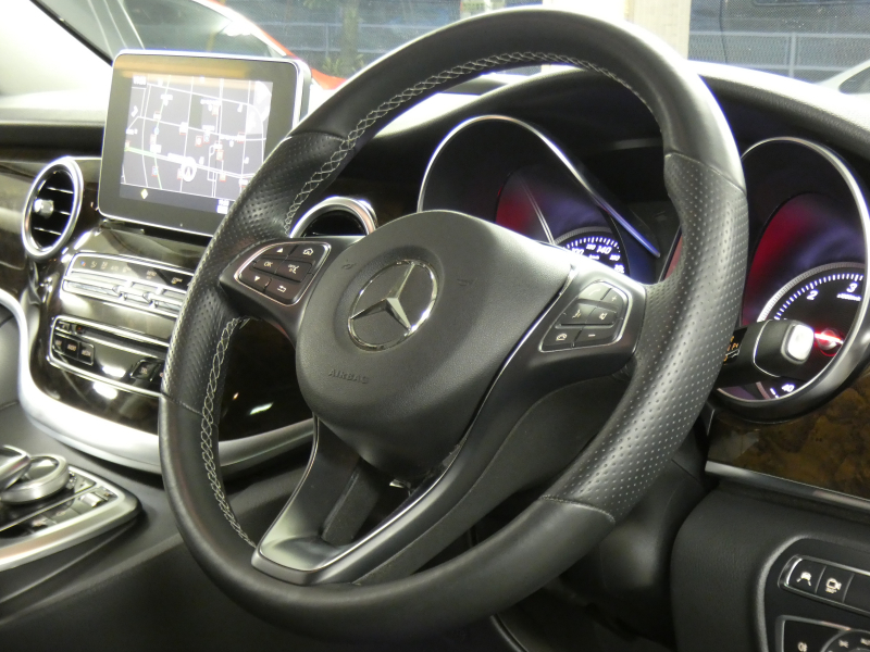 メルセデスベンツ Vクラス V220d ﾏﾙｺﾎﾟｰﾛﾎﾗｲｿﾞﾝ ﾚｰﾀﾞｰｾｰﾌﾃｨPKG　ﾎﾟｯﾌﾟｱｯﾌﾟﾙｰﾌ 最大5名就寝可能 回転式ｼｰﾄ 黒革 HDDﾅﾋﾞ 地ﾃﾞｼﾞ 360ｶﾒﾗ 純正ﾄﾞﾗﾚｺ 両側ﾊﾟﾜｰｽﾗｲﾄﾞﾄﾞｱ　2年保証付