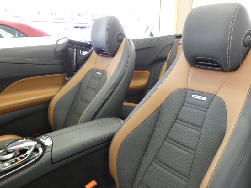 AMG Eクラス E53 4MATIC+ カブリオレ エクスクルーシブ&レーダーセーフティPKG 中期 meコネクト AMGエアロ&20インチアルミ 茶幌 茶×黒ナッパレザー ヒーター&ベンチレーター マッサージ機能 HDDナビ 地デジ Appleカープレイ 360度カメラ ヘッドアップD Burmester LEDヘッドライト 2年保証付