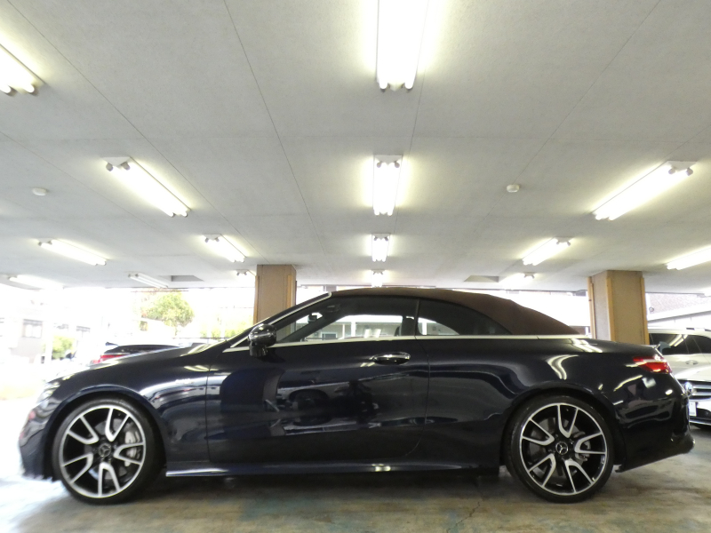 AMG Eクラス E53 4MATIC+ カブリオレ エクスクルーシブ&レーダーセーフティPKG 中期 meコネクト AMGエアロ&20インチアルミ 茶幌 茶×黒ナッパレザー ヒーター&ベンチレーター マッサージ機能 HDDナビ 地デジ Appleカープレイ 360度カメラ ヘッドアップD Burmester LEDヘッドライト 2年保証付