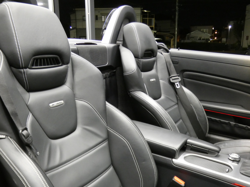 AMG SLKクラス SLK55 AMG ﾚｰﾀﾞｰｾｰﾌﾃｨPKG　左ﾊﾝﾄﾞﾙ 422ps ｷｰﾚｽｺﾞｰ ﾏｼﾞｯｸｽｶｲR ﾅｯﾊﾟ革ｼｰﾄ ﾋｰﾀｰ&ｴｱｽｶｰﾌ 純正ﾅﾋﾞTV TVｷｬﾝｾﾗｰ Bｶﾒﾗ harman/kardon IWCｸﾛｯｸ AMGｴｱﾛ&18AW AMG強化ｻｽ&ﾌﾞﾚｰｷ AMGｽﾎﾟｰﾂｴｸﾞｿﾞｰｽﾄ　2年保証付