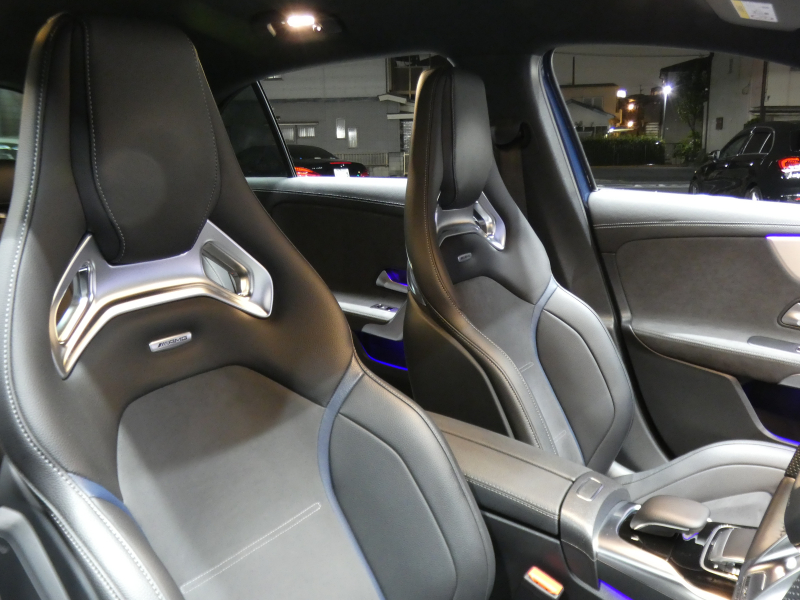 AMG Aクラス A35 4MATIC Edition1　600台限定 meｺﾈｸﾄ AMGﾊﾟﾌｫｰﾏﾝｽｼｰﾄ&ｽﾃｱﾘﾝｸﾞ 専用ｴｸｽﾃﾘｱ/ｲﾝﾃﾘｱ AMGｴｱﾛ 専用19ｲﾝﾁAW AMGﾅｲﾄPKG ﾚｰﾀﾞｰｾｰﾌﾃｨPKG MBUXﾅﾋﾞ 地ﾃﾞｼﾞ 360ｶﾒﾗ HUD ｱﾄﾞﾊﾞﾝｽﾄﾞS　2年保証付