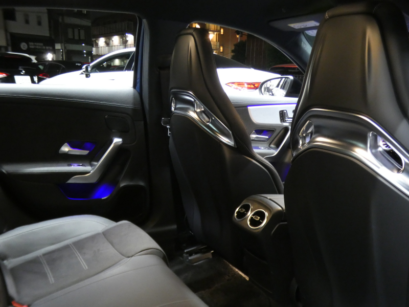 AMG Aクラス A35 4MATIC Edition1　600台限定 meｺﾈｸﾄ AMGﾊﾟﾌｫｰﾏﾝｽｼｰﾄ&ｽﾃｱﾘﾝｸﾞ 専用ｴｸｽﾃﾘｱ/ｲﾝﾃﾘｱ AMGｴｱﾛ 専用19ｲﾝﾁAW AMGﾅｲﾄPKG ﾚｰﾀﾞｰｾｰﾌﾃｨPKG MBUXﾅﾋﾞ 地ﾃﾞｼﾞ 360ｶﾒﾗ HUD ｱﾄﾞﾊﾞﾝｽﾄﾞS　2年保証付