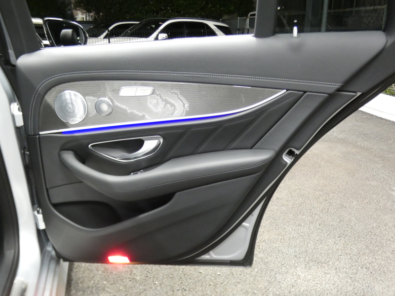 AMG Eクラス E43 4MATIC ｽﾃｰｼｮﾝﾜｺﾞﾝ ｴｸｽｸﾙｰｼﾌﾞ&ﾚｰﾀﾞｰｾｰﾌﾃｨPKG　meｺﾈｸﾄ ﾅｯﾊﾟﾚｻﾞｰ ﾍﾞﾝﾁﾚｰﾀｰ&ﾘﾗｸｾﾞｰｼｮﾝ 前後席ﾋｰﾀｰ ﾊﾟﾉﾗﾏSR ﾅﾋﾞTV Aｶｰﾌﾟﾚｲ 360ｶﾒﾗ ﾍｯﾄﾞｱｯﾌﾟD Burmester AMGｴｱﾛ&AMG20AW　2年保証付