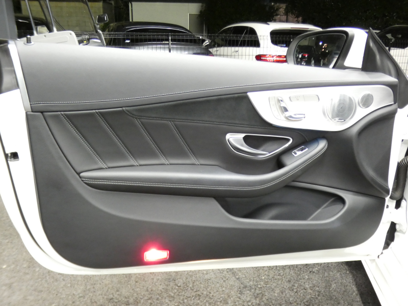 AMG Cクラス C63 ｸｰﾍﾟ ﾚｰﾀﾞｰｾｰﾌﾃｨPKG　AMG19ｲﾝﾁAW &AMGｴｱﾛ ﾌﾞﾗｯｸﾅｯﾊﾟﾚｻﾞｰ ﾅﾋﾞTV Bｶﾒﾗ Burmester ﾄﾞﾗﾚｺ 自動ﾄﾗﾝｸ/ﾌｯﾄOP ｴｱﾊﾞﾗﾝｽPKG/ﾊﾟﾌｭｰﾑｱﾄﾏｲｻﾞｰ LEDﾍｯﾄﾞﾗｲﾄ　2年保証付