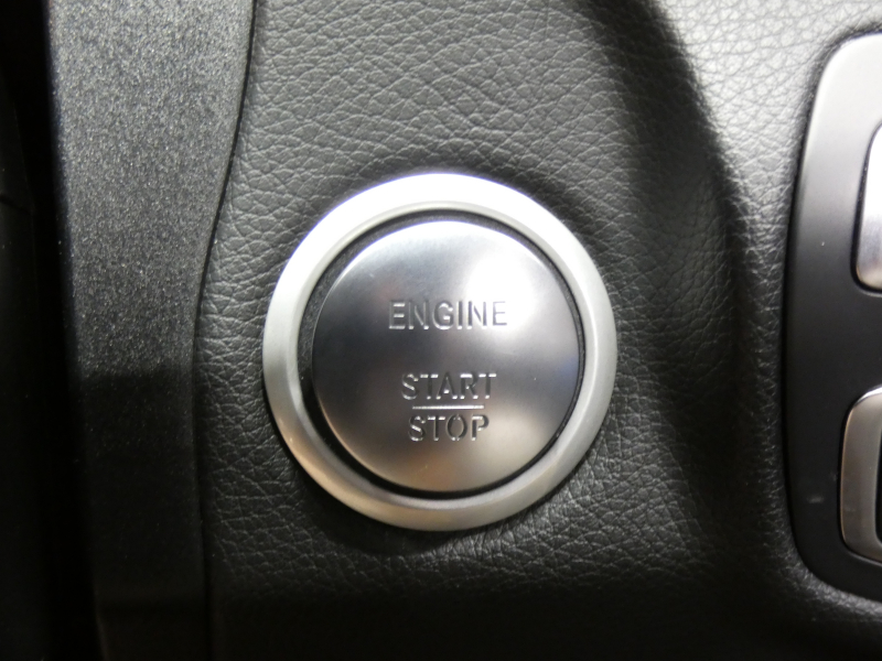 AMG Cクラス C63 ｸｰﾍﾟ ﾚｰﾀﾞｰｾｰﾌﾃｨPKG　AMG19ｲﾝﾁAW &AMGｴｱﾛ ﾌﾞﾗｯｸﾅｯﾊﾟﾚｻﾞｰ ﾅﾋﾞTV Bｶﾒﾗ Burmester ﾄﾞﾗﾚｺ 自動ﾄﾗﾝｸ/ﾌｯﾄOP ｴｱﾊﾞﾗﾝｽPKG/ﾊﾟﾌｭｰﾑｱﾄﾏｲｻﾞｰ LEDﾍｯﾄﾞﾗｲﾄ　2年保証付