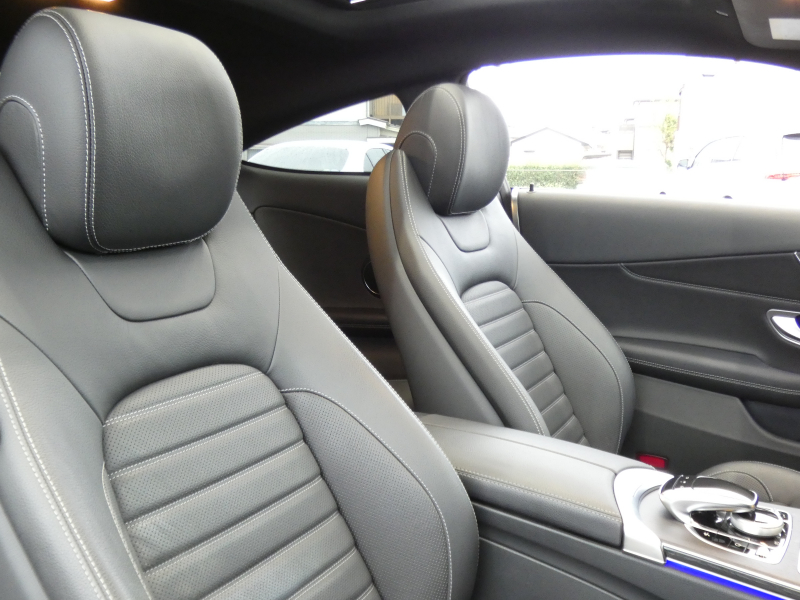 メルセデスベンツ Cクラス C180 ｸｰﾍﾟ ｽﾎﾟｰﾂ ﾚｻﾞｰｴｸｽｸﾙｰｼﾌﾞ&ﾚｰﾀﾞｰｾｰﾌﾃｨPKG　後期 meｺﾈｸﾄ 黒本革 ﾊﾟﾉﾗﾏSR ﾅﾋﾞTV Aｶｰﾌﾟﾚｲ Bｶﾒﾗ ﾍｯﾄﾞｱｯﾌﾟD ｴｱﾊﾞﾗﾝｽPKG ﾀﾞｲﾅﾐｯｸｾﾚｸﾄ AMGｴｱﾛ AMG19ｲﾝﾁAW LEDﾍｯﾄﾞﾗｲﾄ　2年保証付