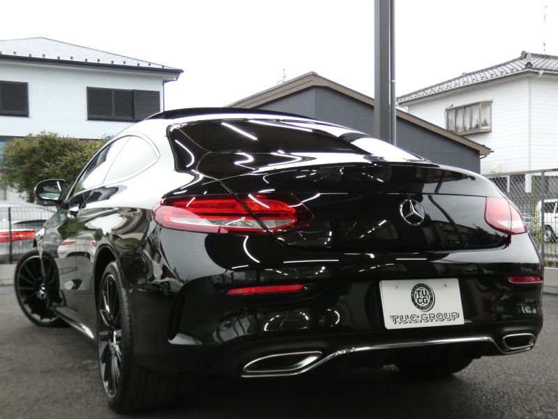 メルセデスベンツ Cクラス C180 ｸｰﾍﾟ ｽﾎﾟｰﾂ ﾚｻﾞｰｴｸｽｸﾙｰｼﾌﾞ&ﾚｰﾀﾞｰｾｰﾌﾃｨPKG　後期 meｺﾈｸﾄ 黒本革 ﾊﾟﾉﾗﾏSR ﾅﾋﾞTV Aｶｰﾌﾟﾚｲ Bｶﾒﾗ ﾍｯﾄﾞｱｯﾌﾟD ｴｱﾊﾞﾗﾝｽPKG ﾀﾞｲﾅﾐｯｸｾﾚｸﾄ AMGｴｱﾛ AMG19ｲﾝﾁAW LEDﾍｯﾄﾞﾗｲﾄ　2年保証付