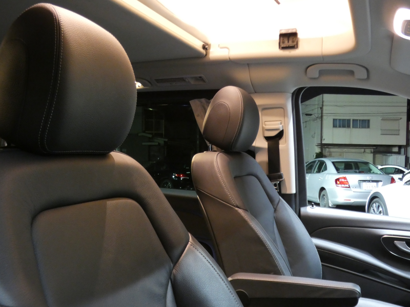 メルセデスベンツ Vクラス V220d ﾏﾙｺﾎﾟｰﾛﾎﾗｲｿﾞﾝ ﾚｰﾀﾞｰｾｰﾌﾃｨPKG　後期 New2,000ccE/G 9速AT MBUXﾅﾋﾞTV ｻｲﾄﾞｵｰﾆﾝｸﾞ ﾎﾟｯﾌﾟｱｯﾌﾟﾙｰﾌ 最大5名就寝可能 回転式ｼｰﾄ 黒本革 2ndｼｰﾄﾍﾞﾝﾁﾚｰﾀｰ&ﾋｰﾀｰ 両側ﾊﾟﾜｰｽﾗｲﾄﾞ LEDﾍｯﾄﾞﾗｲﾄ　新車保証継承可能