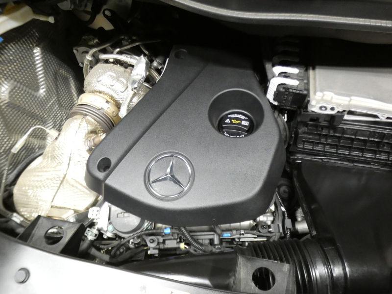 メルセデスベンツ Vクラス V220d ﾏﾙｺﾎﾟｰﾛﾎﾗｲｿﾞﾝ ﾚｰﾀﾞｰｾｰﾌﾃｨPKG　後期 New2,000ccE/G 9速AT MBUXﾅﾋﾞTV ｻｲﾄﾞｵｰﾆﾝｸﾞ ﾎﾟｯﾌﾟｱｯﾌﾟﾙｰﾌ 最大5名就寝可能 回転式ｼｰﾄ 黒本革 2ndｼｰﾄﾍﾞﾝﾁﾚｰﾀｰ&ﾋｰﾀｰ 両側ﾊﾟﾜｰｽﾗｲﾄﾞ LEDﾍｯﾄﾞﾗｲﾄ　新車保証継承可能