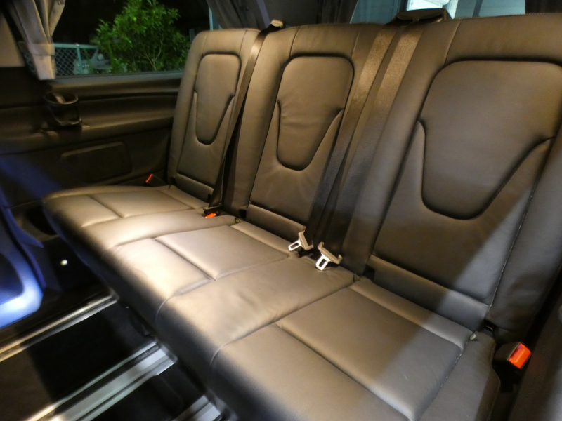 メルセデスベンツ Vクラス V220d ﾏﾙｺﾎﾟｰﾛﾎﾗｲｿﾞﾝ ﾚｰﾀﾞｰｾｰﾌﾃｨPKG　後期 New2,000ccE/G 9速AT MBUXﾅﾋﾞTV ｻｲﾄﾞｵｰﾆﾝｸﾞ ﾎﾟｯﾌﾟｱｯﾌﾟﾙｰﾌ 最大5名就寝可能 回転式ｼｰﾄ 黒本革 2ndｼｰﾄﾍﾞﾝﾁﾚｰﾀｰ&ﾋｰﾀｰ 両側ﾊﾟﾜｰｽﾗｲﾄﾞ LEDﾍｯﾄﾞﾗｲﾄ　新車保証継承可能