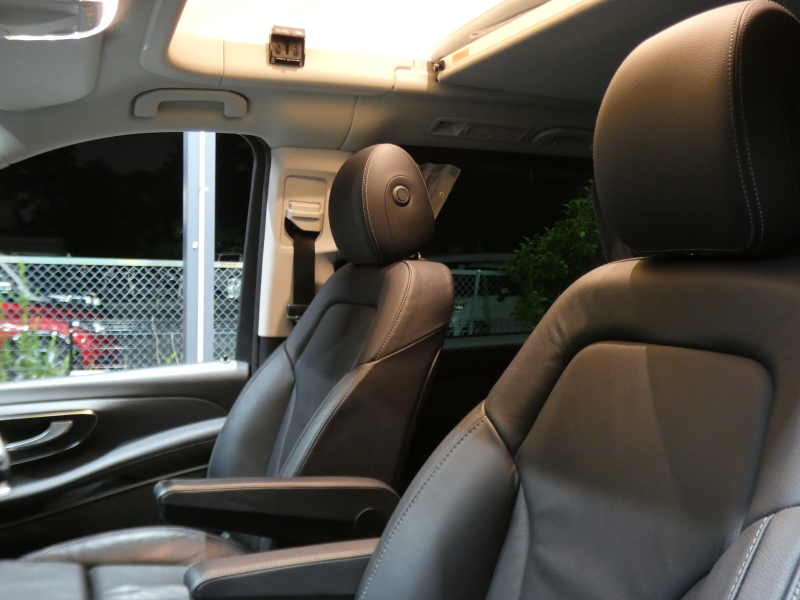 メルセデスベンツ Vクラス V220d ﾏﾙｺﾎﾟｰﾛﾎﾗｲｿﾞﾝ ﾚｰﾀﾞｰｾｰﾌﾃｨPKG　後期 New2,000ccE/G 9速AT MBUXﾅﾋﾞTV ｻｲﾄﾞｵｰﾆﾝｸﾞ ﾎﾟｯﾌﾟｱｯﾌﾟﾙｰﾌ 最大5名就寝可能 回転式ｼｰﾄ 黒本革 2ndｼｰﾄﾍﾞﾝﾁﾚｰﾀｰ&ﾋｰﾀｰ 両側ﾊﾟﾜｰｽﾗｲﾄﾞ LEDﾍｯﾄﾞﾗｲﾄ　新車保証継承可能