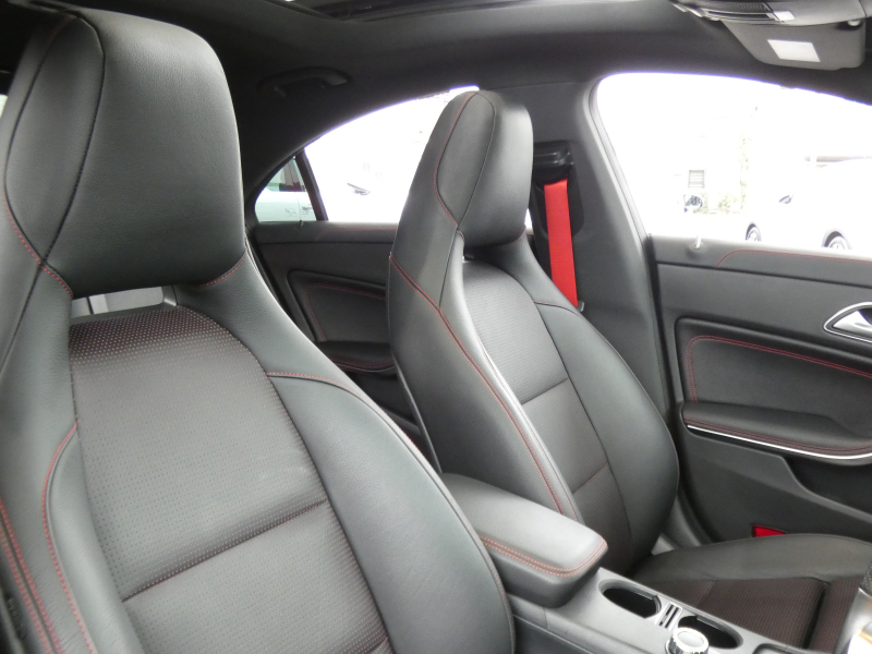 AMG CLAクラス CLA45 4MATIC ﾚｰﾀﾞｰｾｰﾌﾃｨPKG　後期 381ps ｷｰﾚｽｺﾞｰ 黒本革 ﾊﾟﾉﾗﾏSR ﾅﾋﾞTV Aｶｰﾌﾟﾚｲ Bｶﾒﾗ ﾀﾞｲﾅﾐｯｸｾﾚｸﾄ LEDﾗｲﾄ ｱﾀﾞﾌﾟﾃｨﾌﾞHB ﾊﾟﾄﾞﾙｼﾌﾄ AMGｴｱﾛ&18ｲﾝﾁAW　2年保証付