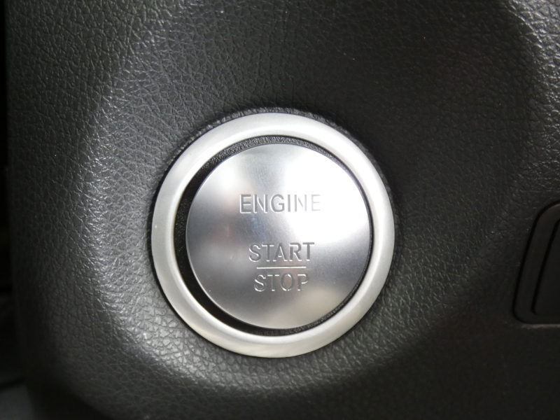 AMG CLAクラス CLA45 4MATIC ﾚｰﾀﾞｰｾｰﾌﾃｨPKG　後期 381ps ｷｰﾚｽｺﾞｰ 黒本革 ﾊﾟﾉﾗﾏSR ﾅﾋﾞTV Aｶｰﾌﾟﾚｲ Bｶﾒﾗ ﾀﾞｲﾅﾐｯｸｾﾚｸﾄ LEDﾗｲﾄ ｱﾀﾞﾌﾟﾃｨﾌﾞHB ﾊﾟﾄﾞﾙｼﾌﾄ AMGｴｱﾛ&18ｲﾝﾁAW　2年保証付