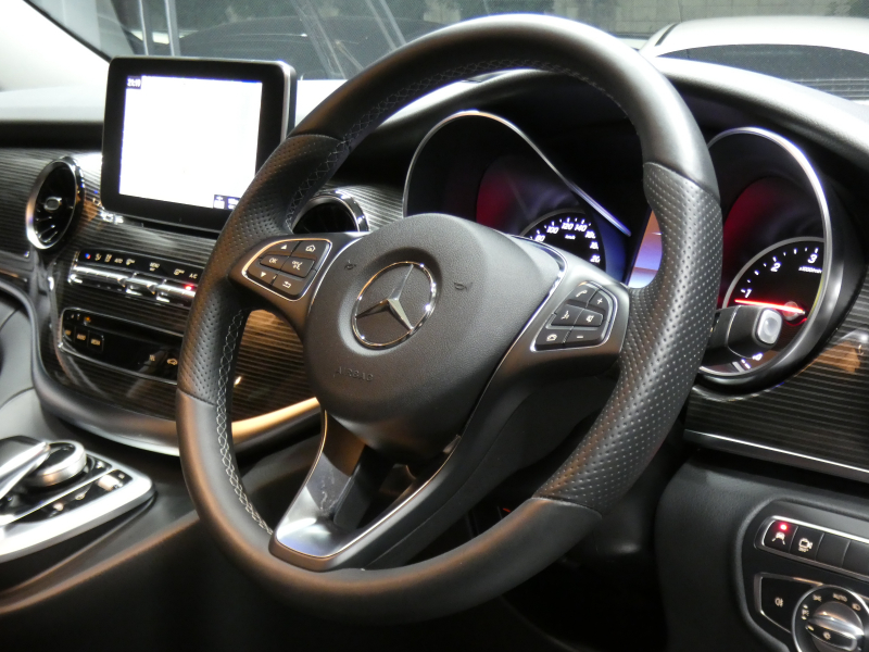 メルセデスベンツ Vクラス V220d ﾏﾙｺﾎﾟｰﾛﾎﾗｲｿﾞﾝ ﾚｰﾀﾞｰｾｰﾌﾃｨPKG　後期型 ｻｲﾄﾞｵｰﾆﾝｸﾞ ﾎﾟｯﾌﾟｱｯﾌﾟﾙｰﾌ 最大5名就寝可能 回転式ｼｰﾄ 黒本革 ﾍﾞﾝﾁﾚｰﾀｰ HDDﾅﾋﾞ 地ﾃﾞｼﾞ 360ｶﾒﾗ ﾃﾞｼﾞﾀﾙｲﾝﾅｰﾐﾗｰ 両側ﾊﾟﾜｰｽﾗｲﾄﾞ LEDﾍｯﾄﾞﾗｲﾄ　2年保証付