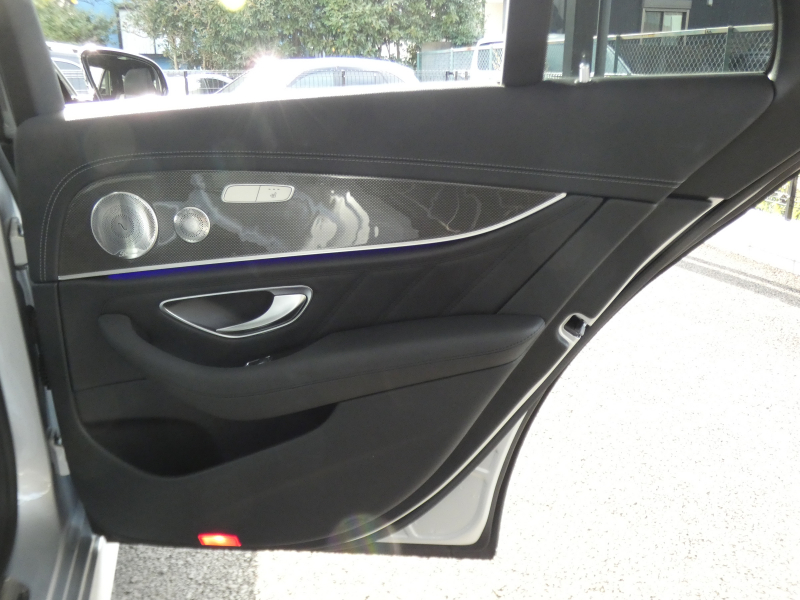 AMG Eクラス E43 4MATICｽﾃｰｼｮﾝﾜｺﾞﾝ ﾚｰﾀﾞｰｾｰﾌﾃｨPKG　ﾌﾞﾗｯｸﾅｯﾊﾟﾚｻﾞｰ 全席ｼｰﾄﾋｰﾀｰ ﾊﾟﾉﾗﾏｻﾝﾙｰﾌ HDDﾅﾋﾞ 地ﾃﾞｼﾞ Appleｶｰﾌﾟﾚｲ 360ｶﾒﾗ F/Rﾄﾞﾗﾚｺ ｴｱｻｽ Burmester LEDﾍｯﾄﾞﾗｲﾄ 20ｲﾝﾁｱﾙﾐ　2年保証付