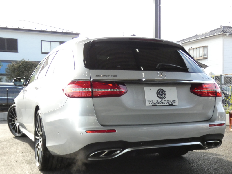 AMG Eクラス E43 4MATICｽﾃｰｼｮﾝﾜｺﾞﾝ ﾚｰﾀﾞｰｾｰﾌﾃｨPKG　ﾌﾞﾗｯｸﾅｯﾊﾟﾚｻﾞｰ 全席ｼｰﾄﾋｰﾀｰ ﾊﾟﾉﾗﾏｻﾝﾙｰﾌ HDDﾅﾋﾞ 地ﾃﾞｼﾞ Appleｶｰﾌﾟﾚｲ 360ｶﾒﾗ F/Rﾄﾞﾗﾚｺ ｴｱｻｽ Burmester LEDﾍｯﾄﾞﾗｲﾄ 20ｲﾝﾁｱﾙﾐ　2年保証付