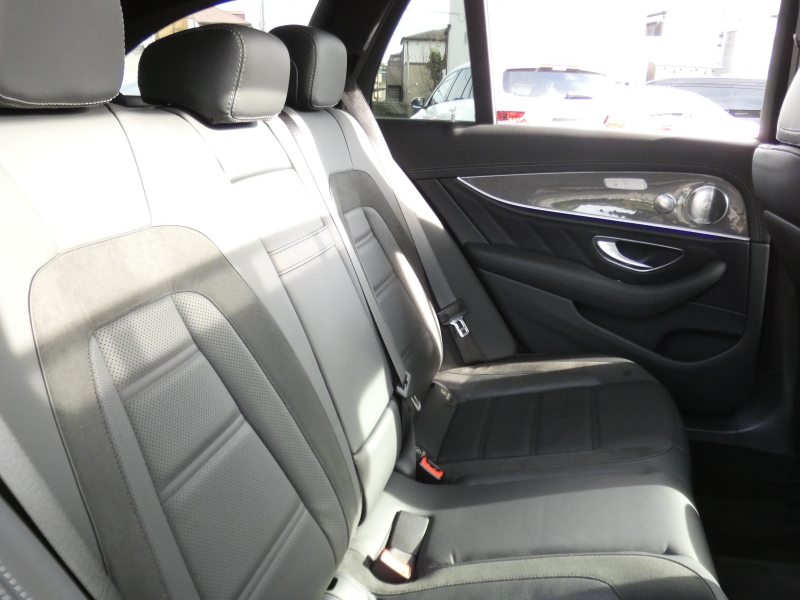 AMG Eクラス E43 4MATICｽﾃｰｼｮﾝﾜｺﾞﾝ ﾚｰﾀﾞｰｾｰﾌﾃｨPKG　ﾌﾞﾗｯｸﾅｯﾊﾟﾚｻﾞｰ 全席ｼｰﾄﾋｰﾀｰ ﾊﾟﾉﾗﾏｻﾝﾙｰﾌ HDDﾅﾋﾞ 地ﾃﾞｼﾞ Appleｶｰﾌﾟﾚｲ 360ｶﾒﾗ F/Rﾄﾞﾗﾚｺ ｴｱｻｽ Burmester LEDﾍｯﾄﾞﾗｲﾄ 20ｲﾝﾁｱﾙﾐ　2年保証付