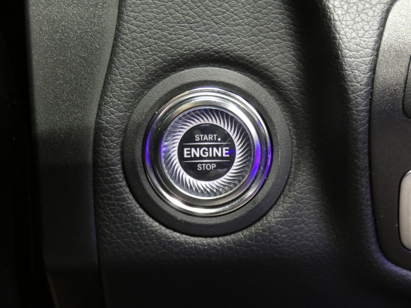 メルセデスベンツ GLC GLC300 4MATIC AMGﾗｲﾝ ﾚｻﾞｰｴｸｽｸﾙｰｼﾌﾞ&ﾚｰﾀﾞｰｾｰﾌﾃｨPKG　後期 1ｵｰﾅｰ meｺﾈｸﾄ 黒本革 ｼｰﾄﾋｰﾀｰ&ﾍﾞﾝﾁﾚｰﾀｰ ﾏｯｻｰｼﾞ ﾊﾟﾉﾗﾏｻﾝﾙｰﾌ MBUXﾅﾋﾞTV 360ｶﾒﾗ ﾍｯﾄﾞｱｯﾌﾟD ﾌﾞﾙﾒｽﾀｰ AMGｴｱﾛ&20ｲﾝﾁAW ｱﾝﾋﾞｴﾝﾄｴｱｱｳﾄﾚｯﾄ　2年保証付