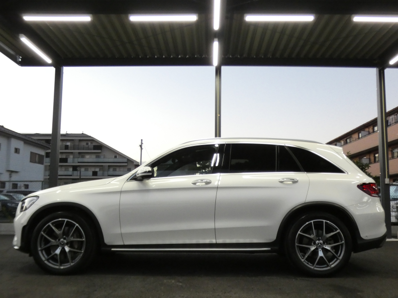 メルセデスベンツ GLC GLC300 4MATIC AMGﾗｲﾝ ﾚｻﾞｰｴｸｽｸﾙｰｼﾌﾞ&ﾚｰﾀﾞｰｾｰﾌﾃｨPKG　後期 1ｵｰﾅｰ meｺﾈｸﾄ 黒本革 ｼｰﾄﾋｰﾀｰ&ﾍﾞﾝﾁﾚｰﾀｰ ﾏｯｻｰｼﾞ ﾊﾟﾉﾗﾏｻﾝﾙｰﾌ MBUXﾅﾋﾞTV 360ｶﾒﾗ ﾍｯﾄﾞｱｯﾌﾟD ﾌﾞﾙﾒｽﾀｰ AMGｴｱﾛ&20ｲﾝﾁAW ｱﾝﾋﾞｴﾝﾄｴｱｱｳﾄﾚｯﾄ　2年保証付