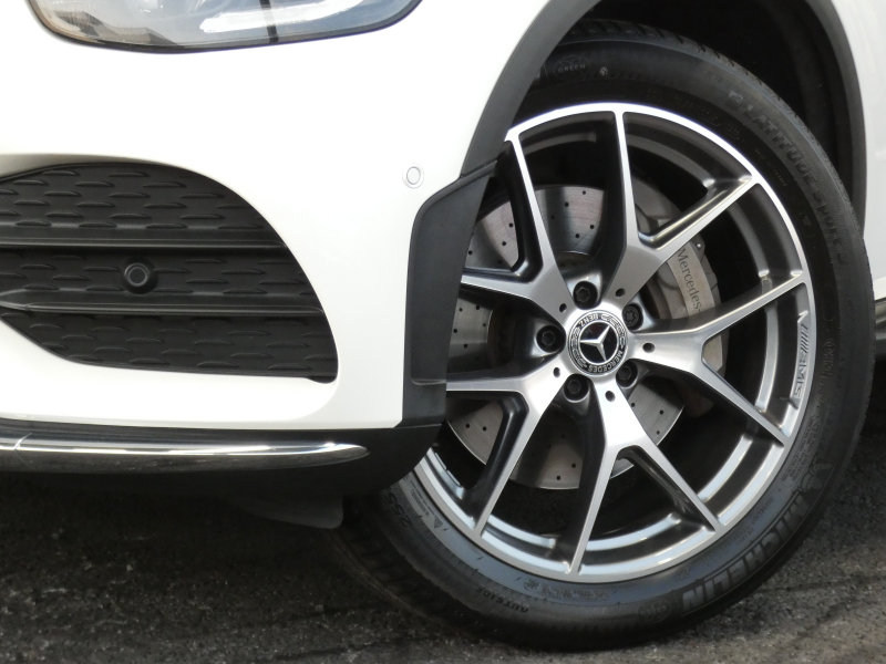 メルセデスベンツ GLC GLC300 4MATIC AMGﾗｲﾝ ﾚｻﾞｰｴｸｽｸﾙｰｼﾌﾞ&ﾚｰﾀﾞｰｾｰﾌﾃｨPKG　後期 1ｵｰﾅｰ meｺﾈｸﾄ 黒本革 ｼｰﾄﾋｰﾀｰ&ﾍﾞﾝﾁﾚｰﾀｰ ﾏｯｻｰｼﾞ ﾊﾟﾉﾗﾏｻﾝﾙｰﾌ MBUXﾅﾋﾞTV 360ｶﾒﾗ ﾍｯﾄﾞｱｯﾌﾟD ﾌﾞﾙﾒｽﾀｰ AMGｴｱﾛ&20ｲﾝﾁAW ｱﾝﾋﾞｴﾝﾄｴｱｱｳﾄﾚｯﾄ　2年保証付