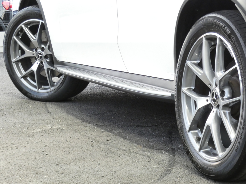 メルセデスベンツ GLC GLC300 4MATIC AMGﾗｲﾝ ﾚｻﾞｰｴｸｽｸﾙｰｼﾌﾞ&ﾚｰﾀﾞｰｾｰﾌﾃｨPKG　後期 1ｵｰﾅｰ meｺﾈｸﾄ 黒本革 ｼｰﾄﾋｰﾀｰ&ﾍﾞﾝﾁﾚｰﾀｰ ﾏｯｻｰｼﾞ ﾊﾟﾉﾗﾏｻﾝﾙｰﾌ MBUXﾅﾋﾞTV 360ｶﾒﾗ ﾍｯﾄﾞｱｯﾌﾟD ﾌﾞﾙﾒｽﾀｰ AMGｴｱﾛ&20ｲﾝﾁAW ｱﾝﾋﾞｴﾝﾄｴｱｱｳﾄﾚｯﾄ　2年保証付