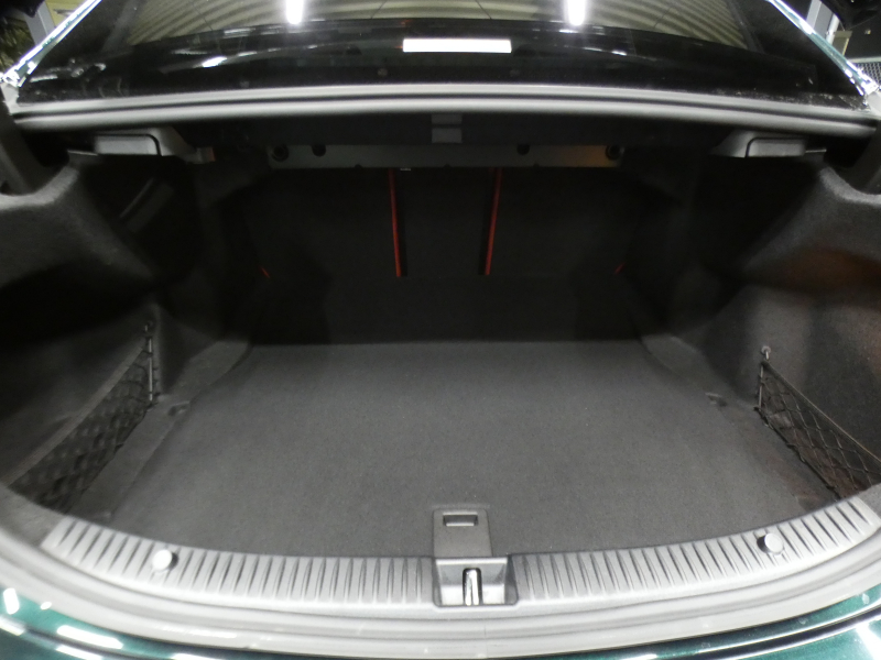 メルセデスベンツ Cクラス C200ｱﾊﾞﾝｷﾞｬﾙﾄﾞ AMGﾗｲﾝ ﾚｻﾞｰｴｸｽｸﾙｰｼﾌﾞ&ﾚｰﾀﾞｰｾｰﾌﾃｨPKG　後期 1ｵｰﾅｰ BSG搭載 9速AT meｺﾈｸﾄ 赤本革 HDDﾅﾋﾞ 地ﾃﾞｼﾞ Appleｶｰﾌﾟﾚｲ Bｶﾒﾗ ﾍｯﾄﾞｱｯﾌﾟD Burmester 液晶ﾒｰﾀｰ LEDﾍｯﾄﾞﾗｲﾄ　2年保証付