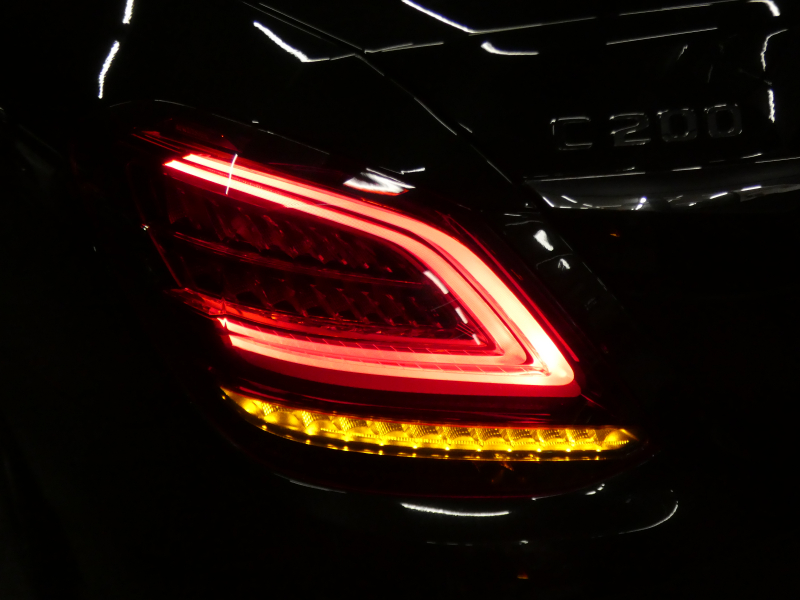 メルセデスベンツ Cクラス C200ｱﾊﾞﾝｷﾞｬﾙﾄﾞ AMGﾗｲﾝ ﾚｻﾞｰｴｸｽｸﾙｰｼﾌﾞ&ﾚｰﾀﾞｰｾｰﾌﾃｨPKG　後期 1ｵｰﾅｰ BSG搭載 9速AT meｺﾈｸﾄ 赤本革 HDDﾅﾋﾞ 地ﾃﾞｼﾞ Appleｶｰﾌﾟﾚｲ Bｶﾒﾗ ﾍｯﾄﾞｱｯﾌﾟD Burmester 液晶ﾒｰﾀｰ LEDﾍｯﾄﾞﾗｲﾄ　2年保証付