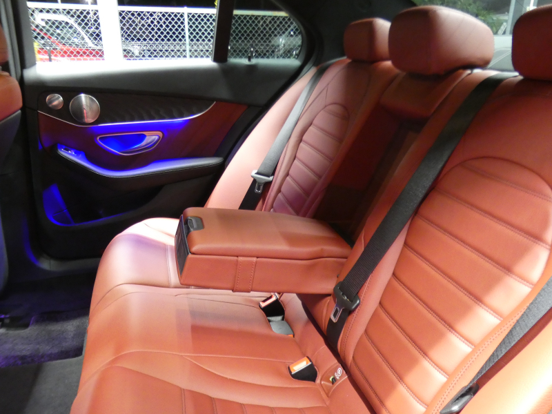 メルセデスベンツ Cクラス C200ｱﾊﾞﾝｷﾞｬﾙﾄﾞ AMGﾗｲﾝ ﾚｻﾞｰｴｸｽｸﾙｰｼﾌﾞ&ﾚｰﾀﾞｰｾｰﾌﾃｨPKG　後期 1ｵｰﾅｰ BSG搭載 9速AT meｺﾈｸﾄ 赤本革 HDDﾅﾋﾞ 地ﾃﾞｼﾞ Appleｶｰﾌﾟﾚｲ Bｶﾒﾗ ﾍｯﾄﾞｱｯﾌﾟD Burmester 液晶ﾒｰﾀｰ LEDﾍｯﾄﾞﾗｲﾄ　2年保証付
