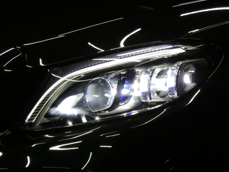 メルセデスベンツ Cクラス C200ｱﾊﾞﾝｷﾞｬﾙﾄﾞ AMGﾗｲﾝ ﾚｻﾞｰｴｸｽｸﾙｰｼﾌﾞ&ﾚｰﾀﾞｰｾｰﾌﾃｨPKG　後期 1ｵｰﾅｰ BSG搭載 9速AT meｺﾈｸﾄ 赤本革 HDDﾅﾋﾞ 地ﾃﾞｼﾞ Appleｶｰﾌﾟﾚｲ Bｶﾒﾗ ﾍｯﾄﾞｱｯﾌﾟD Burmester 液晶ﾒｰﾀｰ LEDﾍｯﾄﾞﾗｲﾄ　2年保証付