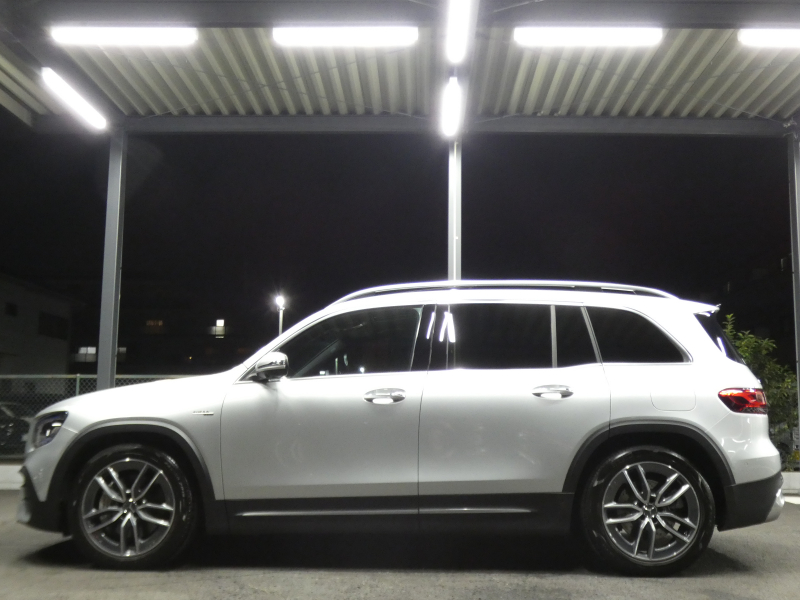 AMG GLB GLB35 4MATIC AMGﾊﾟﾌｫｰﾏﾝｽ&AMGｱﾄﾞﾊﾞﾝｽﾄﾞ&ﾚｰﾀﾞｰｾｰﾌﾃｨPKG　meｺﾈｸﾄ AMGｴｱﾛ 19ｲﾝﾁｱﾙﾐ ﾊﾟﾌｫｰﾏﾝｽｽﾃｱﾘﾝｸﾞ ﾄﾞﾗｲﾌﾞｺﾝﾄﾛｰﾙｽｲｯﾁ 赤黒革 ﾊﾟﾉﾗﾏｻﾝﾙｰﾌ MBUXﾅﾋﾞ Appleｶｰﾌﾟﾚｲ 360ｶﾒﾗ　新車保証継承可能