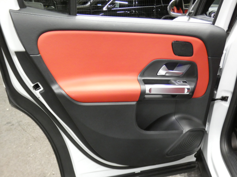 AMG GLB GLB35 4MATIC AMGﾊﾟﾌｫｰﾏﾝｽ&AMGｱﾄﾞﾊﾞﾝｽﾄﾞ&ﾚｰﾀﾞｰｾｰﾌﾃｨPKG　meｺﾈｸﾄ AMGｴｱﾛ 19ｲﾝﾁｱﾙﾐ ﾊﾟﾌｫｰﾏﾝｽｽﾃｱﾘﾝｸﾞ ﾄﾞﾗｲﾌﾞｺﾝﾄﾛｰﾙｽｲｯﾁ 赤黒革 ﾊﾟﾉﾗﾏｻﾝﾙｰﾌ MBUXﾅﾋﾞ 360ｶﾒﾗ　2年保証付