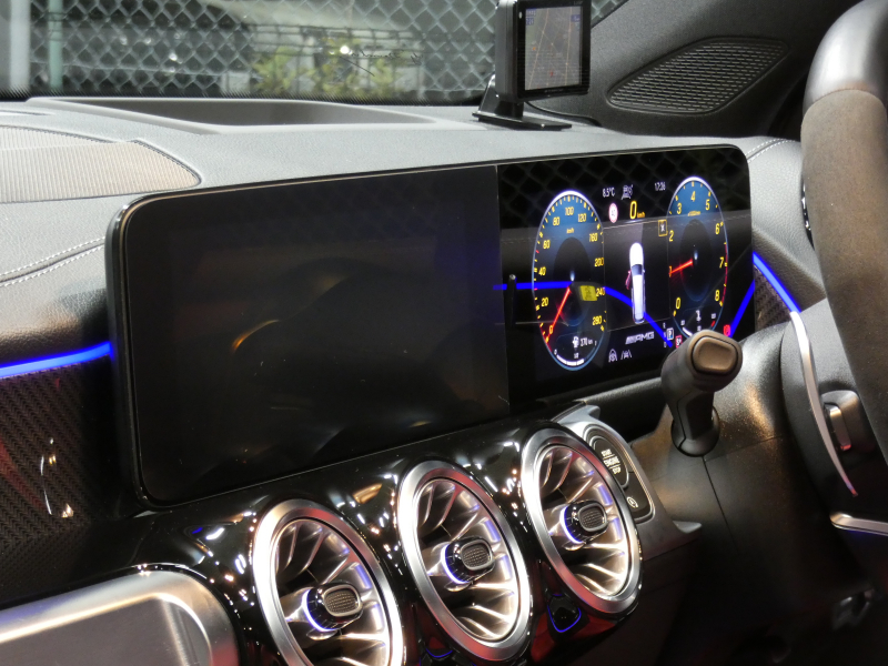 AMG GLB GLB35 4MATIC AMGﾊﾟﾌｫｰﾏﾝｽ&AMGｱﾄﾞﾊﾞﾝｽﾄﾞ&ﾚｰﾀﾞｰｾｰﾌﾃｨPKG　meｺﾈｸﾄ AMGｴｱﾛ 19ｲﾝﾁｱﾙﾐ ﾊﾟﾌｫｰﾏﾝｽｽﾃｱﾘﾝｸﾞ ﾄﾞﾗｲﾌﾞｺﾝﾄﾛｰﾙｽｲｯﾁ 赤黒革 ﾊﾟﾉﾗﾏｻﾝﾙｰﾌ MBUXﾅﾋﾞ 360ｶﾒﾗ　2年保証付