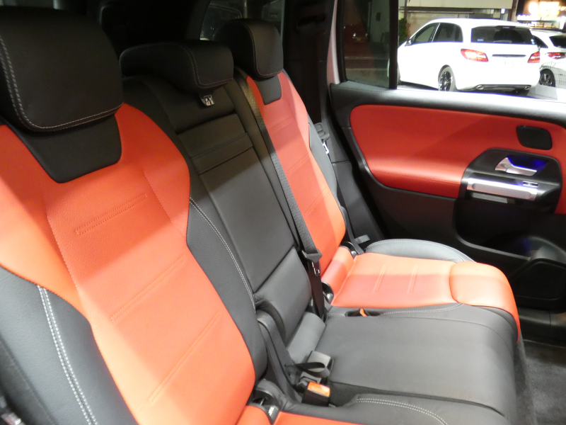 AMG GLB GLB35 4MATIC AMGﾊﾟﾌｫｰﾏﾝｽ&AMGｱﾄﾞﾊﾞﾝｽﾄﾞ&ﾚｰﾀﾞｰｾｰﾌﾃｨPKG　meｺﾈｸﾄ AMGｴｱﾛ 19ｲﾝﾁｱﾙﾐ ﾊﾟﾌｫｰﾏﾝｽｽﾃｱﾘﾝｸﾞ ﾄﾞﾗｲﾌﾞｺﾝﾄﾛｰﾙｽｲｯﾁ 赤黒革 ﾊﾟﾉﾗﾏｻﾝﾙｰﾌ MBUXﾅﾋﾞ 360ｶﾒﾗ　2年保証付