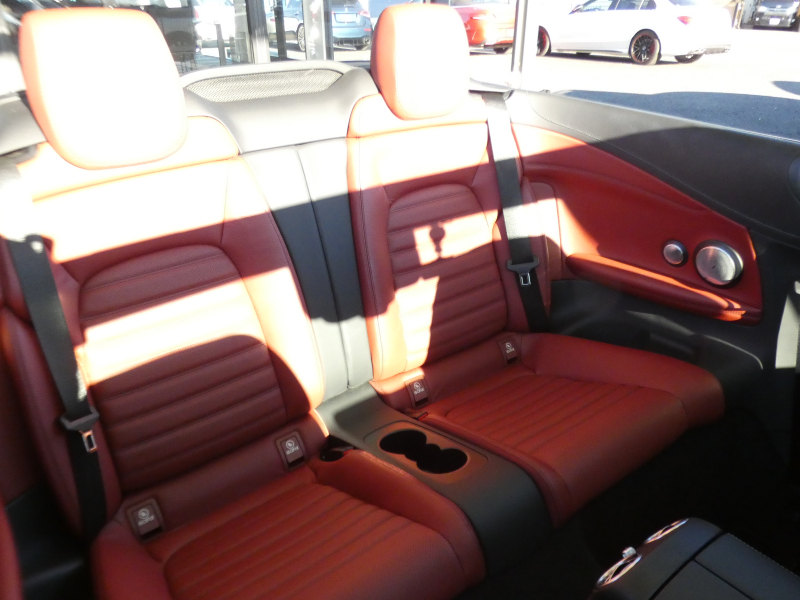 AMG Cクラス C43 4MATIC ｶﾌﾞﾘｵﾚ ﾚｰﾀﾞｰｾｰﾌﾃｨPKG　9速AT AMGｴｱﾛ&19ｲﾝﾁｱﾙﾐ 赤革 赤幌 HDDﾅﾋﾞ 地ﾃﾞｼﾞ Bluetoothｵｰﾃﾞｨｵ ﾌﾞﾙﾒｽﾀｰ 360度ﾄﾞﾗﾚｺ LEDﾍｯﾄﾞﾗｲﾄ ｴｱﾊﾞﾗﾝｽPKG　2年保証付