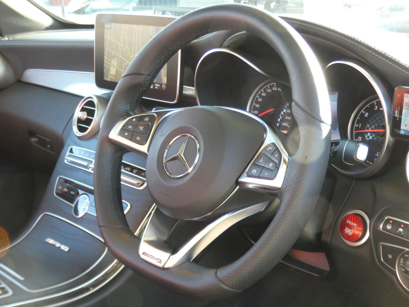 AMG Cクラス C43 4MATIC ｶﾌﾞﾘｵﾚ ﾚｰﾀﾞｰｾｰﾌﾃｨPKG　9速AT AMGｴｱﾛ&19ｲﾝﾁｱﾙﾐ 赤革 赤幌 HDDﾅﾋﾞ 地ﾃﾞｼﾞ Bluetoothｵｰﾃﾞｨｵ ﾌﾞﾙﾒｽﾀｰ 360度ﾄﾞﾗﾚｺ LEDﾍｯﾄﾞﾗｲﾄ ｴｱﾊﾞﾗﾝｽPKG　2年保証付