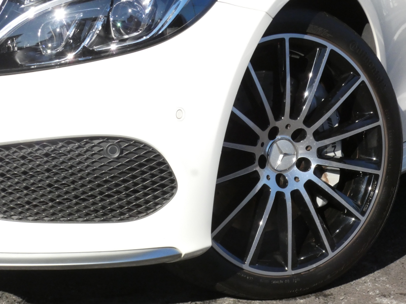 AMG Cクラス C43 4MATIC ｶﾌﾞﾘｵﾚ ﾚｰﾀﾞｰｾｰﾌﾃｨPKG　9速AT AMGｴｱﾛ&19ｲﾝﾁｱﾙﾐ 赤革 赤幌 HDDﾅﾋﾞ 地ﾃﾞｼﾞ Bluetoothｵｰﾃﾞｨｵ ﾌﾞﾙﾒｽﾀｰ 360度ﾄﾞﾗﾚｺ LEDﾍｯﾄﾞﾗｲﾄ ｴｱﾊﾞﾗﾝｽPKG　2年保証付