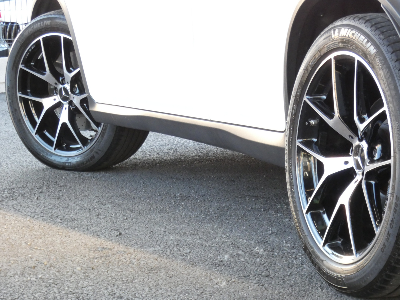 AMG GLCクーペ GLC43 4MATIC ｸｰﾍﾟ ﾚｻﾞｰｴｸｽｸﾙｰｼﾌﾞ&ﾚｰﾀﾞｰｾｰﾌﾃｨPKG　後期 390ps meｺﾈｸﾄ 黒本革/ﾍﾞﾝﾁﾚｰﾀｰ ｻﾝﾙｰﾌ MBUXﾅﾋﾞ 地ﾃﾞｼﾞ 360ｶﾒﾗ ﾍｯﾄﾞｱｯﾌﾟD ｴｱﾊﾞﾗﾝｽPKG ﾏﾙﾁﾋﾞｰﾑLEDﾍｯﾄﾞﾗｲﾄ AMGｴｱﾛ/20ｲﾝﾁAW　2年保証付