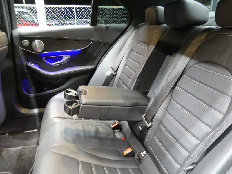 AMG Cクラス C43 4MATIC ﾚｰﾀﾞｰｾｰﾌﾃｨPKG　後期 390ps meｺﾈｸﾄ 黒本革 ﾊﾟﾉﾗﾏSR HDDﾅﾋﾞ 地ﾃﾞｼﾞ Appleｶｰﾌﾟﾚｲ ﾍｯﾄﾞｱｯﾌﾟD Burmester ｴｱﾊﾞﾗﾝｽPKG ｵｰﾄﾄﾗﾝｸ ﾏﾙﾁﾋﾞｰﾑLEDﾍｯﾄﾞﾗｲﾄ　2年保証付