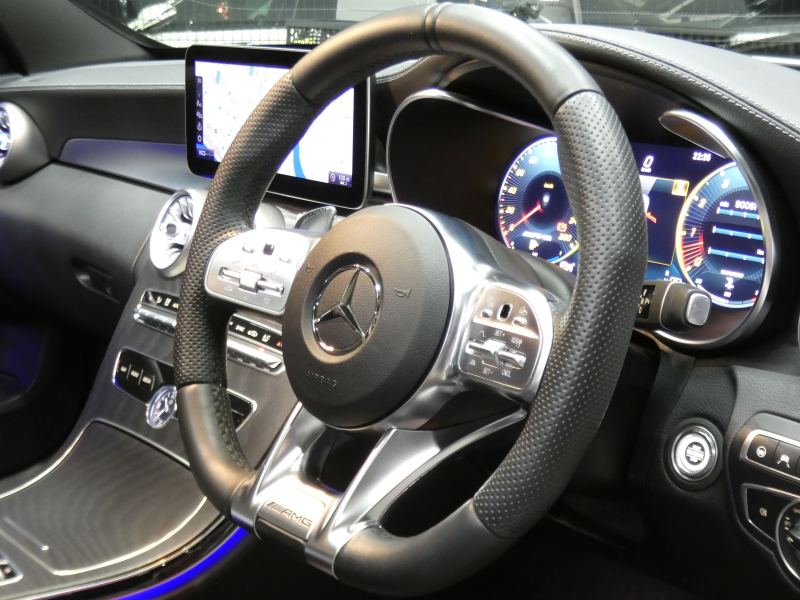 AMG Cクラス C43 4MATIC ﾚｰﾀﾞｰｾｰﾌﾃｨPKG　後期 390ps meｺﾈｸﾄ 黒本革 ﾊﾟﾉﾗﾏSR HDDﾅﾋﾞ 地ﾃﾞｼﾞ Appleｶｰﾌﾟﾚｲ ﾍｯﾄﾞｱｯﾌﾟD Burmester ｴｱﾊﾞﾗﾝｽPKG ｵｰﾄﾄﾗﾝｸ ﾏﾙﾁﾋﾞｰﾑLEDﾍｯﾄﾞﾗｲﾄ　2年保証付