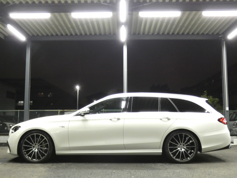 AMG Eクラス E53 4MATIC+ ｽﾃｰｼｮﾝﾜｺﾞﾝ ｴｸｽｸﾙｰｼﾌﾞ&ﾚｰﾀﾞｰｾｰﾌﾃｨPKG ISG搭載 後期ﾓﾃﾞﾙ 1ｵｰﾅｰ meｺﾈｸﾄ 黒ﾅｯﾊﾟﾚｻﾞｰ/ﾍﾞﾝﾁﾚｰﾀｰ ﾊﾟﾉﾗﾏｻﾝﾙｰﾌ MBUXﾅﾋﾞ 地ﾃﾞｼﾞ 360ｶﾒﾗ Aｶｰﾌﾟﾚｲ Burmester ﾍｯﾄﾞｱｯﾌﾟD　2年保証付