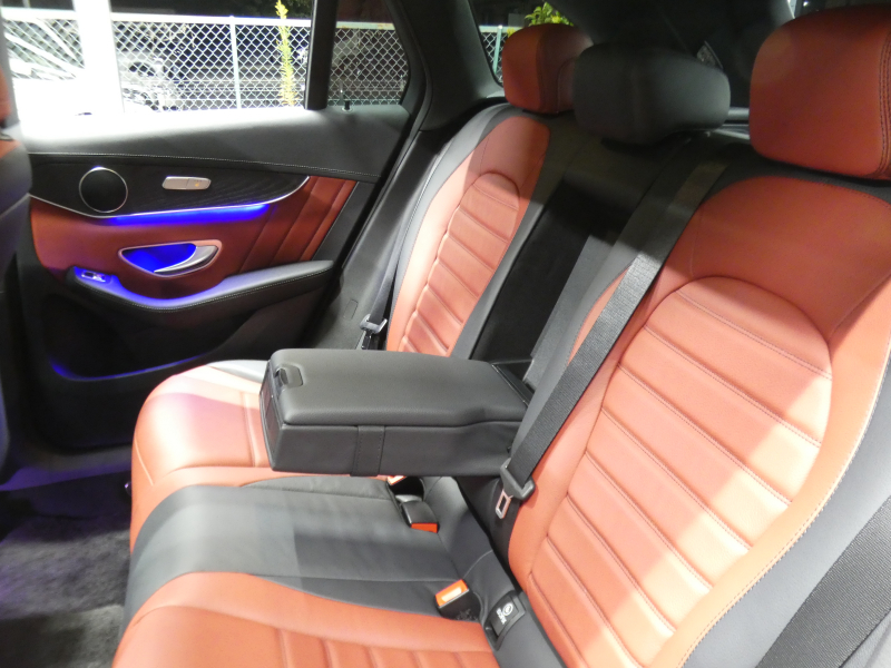 メルセデスベンツ GLC GLC300 4MATIC AMGﾗｲﾝ ﾚｻﾞｰｴｸｽｸﾙｰｼﾌﾞ&ﾚｰﾀﾞｰｾｰﾌﾃｨPKG　後期 1ｵｰﾅｰ meｺﾈｸﾄ 赤黒本革 ｼｰﾄﾋｰﾀｰ ﾊﾟﾉﾗﾏｻﾝﾙｰﾌ MBUXﾅﾋﾞTV Aｶｰﾌﾟﾚｲ 360ｶﾒﾗ ﾍｯﾄﾞｱｯﾌﾟD ｴｱﾊﾞﾗﾝｽPKG 前後ﾄﾞﾗﾚｺ AMGｴｱﾛ&20ｲﾝﾁAW　新車保証継承可能