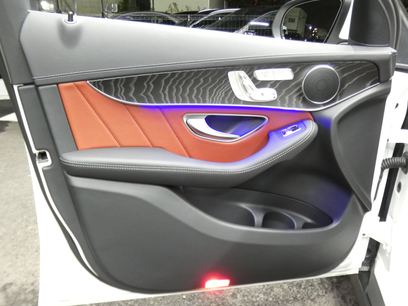 メルセデスベンツ GLC GLC300 4MATIC AMGﾗｲﾝ ﾚｻﾞｰｴｸｽｸﾙｰｼﾌﾞ&ﾚｰﾀﾞｰｾｰﾌﾃｨPKG　後期 1ｵｰﾅｰ meｺﾈｸﾄ 赤黒本革 ｼｰﾄﾋｰﾀｰ ﾊﾟﾉﾗﾏｻﾝﾙｰﾌ MBUXﾅﾋﾞTV Aｶｰﾌﾟﾚｲ 360ｶﾒﾗ ﾍｯﾄﾞｱｯﾌﾟD ｴｱﾊﾞﾗﾝｽPKG 前後ﾄﾞﾗﾚｺ AMGｴｱﾛ&20ｲﾝﾁAW　新車保証継承可能