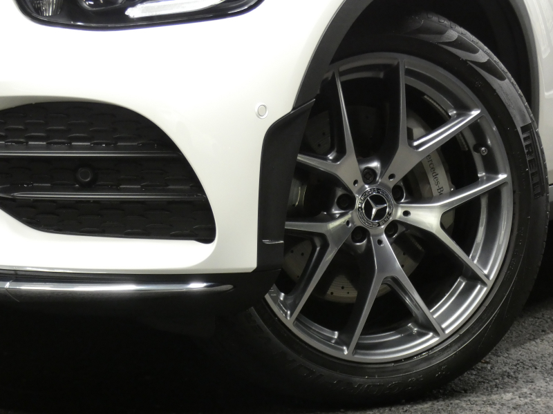 メルセデスベンツ GLC GLC300 4MATIC AMGﾗｲﾝ ﾚｻﾞｰｴｸｽｸﾙｰｼﾌﾞ&ﾚｰﾀﾞｰｾｰﾌﾃｨPKG　後期 1ｵｰﾅｰ meｺﾈｸﾄ 赤黒本革 ｼｰﾄﾋｰﾀｰ ﾊﾟﾉﾗﾏｻﾝﾙｰﾌ MBUXﾅﾋﾞTV Aｶｰﾌﾟﾚｲ 360ｶﾒﾗ ﾍｯﾄﾞｱｯﾌﾟD ｴｱﾊﾞﾗﾝｽPKG 前後ﾄﾞﾗﾚｺ AMGｴｱﾛ&20ｲﾝﾁAW　新車保証継承可能
