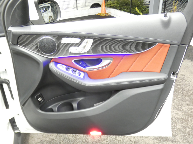 メルセデスベンツ GLC GLC300 4MATIC AMGﾗｲﾝ ﾚｻﾞｰｴｸｽｸﾙｰｼﾌﾞ&ﾚｰﾀﾞｰｾｰﾌﾃｨPKG　後期 1ｵｰﾅｰ meｺﾈｸﾄ 赤黒本革 ｼｰﾄﾋｰﾀｰ ﾊﾟﾉﾗﾏｻﾝﾙｰﾌ MBUXﾅﾋﾞTV Aｶｰﾌﾟﾚｲ 360ｶﾒﾗ ﾍｯﾄﾞｱｯﾌﾟD ｴｱﾊﾞﾗﾝｽPKG 前後ﾄﾞﾗﾚｺ AMGｴｱﾛ&20ｲﾝﾁAW　新車保証継承可能