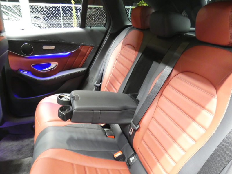 メルセデスベンツ GLC GLC300 4MATIC AMGﾗｲﾝ ﾚｻﾞｰｴｸｽｸﾙｰｼﾌﾞ&ﾚｰﾀﾞｰｾｰﾌﾃｨPKG　後期 1ｵｰﾅｰ meｺﾈｸﾄ 赤黒本革 ｼｰﾄﾋｰﾀｰ ﾊﾟﾉﾗﾏｻﾝﾙｰﾌ MBUXﾅﾋﾞTV Aｶｰﾌﾟﾚｲ 360ｶﾒﾗ ﾍｯﾄﾞｱｯﾌﾟD ｴｱﾊﾞﾗﾝｽPKG 前後ﾄﾞﾗﾚｺ AMGｴｱﾛ&20ｲﾝﾁAW　新車保証継承可能