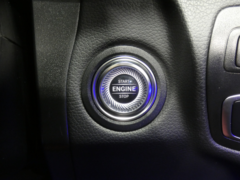 メルセデスベンツ GLC GLC300 4MATIC AMGﾗｲﾝ ﾚｻﾞｰｴｸｽｸﾙｰｼﾌﾞ&ﾚｰﾀﾞｰｾｰﾌﾃｨPKG　後期 1ｵｰﾅｰ meｺﾈｸﾄ 赤黒本革 ｼｰﾄﾋｰﾀｰ ﾊﾟﾉﾗﾏｻﾝﾙｰﾌ MBUXﾅﾋﾞTV Aｶｰﾌﾟﾚｲ 360ｶﾒﾗ ﾍｯﾄﾞｱｯﾌﾟD ｴｱﾊﾞﾗﾝｽPKG 前後ﾄﾞﾗﾚｺ AMGｴｱﾛ&20ｲﾝﾁAW　新車保証継承可能