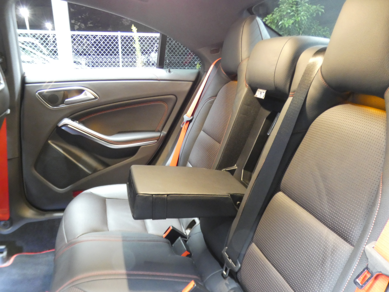 AMG Aクラス CLA45 AMG 4MATIC ﾚｰﾀﾞｰｾｰﾌﾃｨPKG　AMGｴｱﾛ&18AW 強化ﾌﾞﾚｰｷ&ｻｽﾍﾟﾝｼｮﾝ ﾃﾞｨｽﾄﾛﾆｯｸﾌﾟﾗｽ 黒本革ｼｰﾄ HDDﾅﾋﾞ 地ﾃﾞｼﾞ Bｶﾒﾗ ｷｾﾉﾝﾗｲﾄ ｱﾀﾞﾌﾟﾃｨﾌﾞHB ﾊﾟﾄﾞﾙｼﾌﾄ ﾃﾞｼﾞﾀﾙｲﾝﾅｰﾐﾗｰ　2年保証付