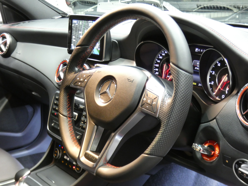 AMG Aクラス CLA45 AMG 4MATIC ﾚｰﾀﾞｰｾｰﾌﾃｨPKG　AMGｴｱﾛ&18AW 強化ﾌﾞﾚｰｷ&ｻｽﾍﾟﾝｼｮﾝ ﾃﾞｨｽﾄﾛﾆｯｸﾌﾟﾗｽ 黒本革ｼｰﾄ HDDﾅﾋﾞ 地ﾃﾞｼﾞ Bｶﾒﾗ ｷｾﾉﾝﾗｲﾄ ｱﾀﾞﾌﾟﾃｨﾌﾞHB ﾊﾟﾄﾞﾙｼﾌﾄ ﾃﾞｼﾞﾀﾙｲﾝﾅｰﾐﾗｰ　2年保証付